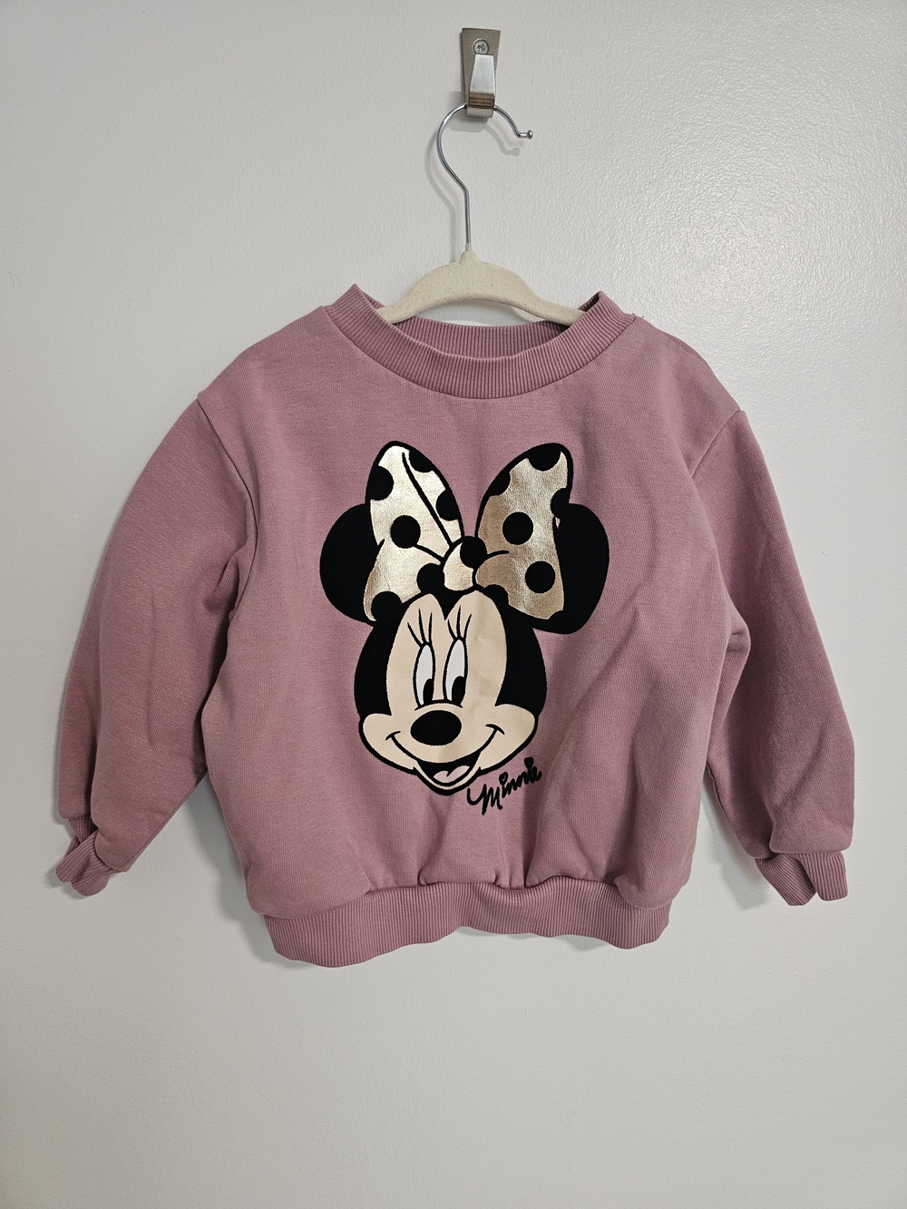 🧸2/20$ H&M Mauve Pink Minnie Mouse Sweatshirt with Metallic Bow Size 2T Girl